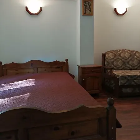 Къща За Гости Лъки بيت للعطل ايلينا